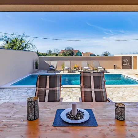Beautiful In With Wifi Holiday home